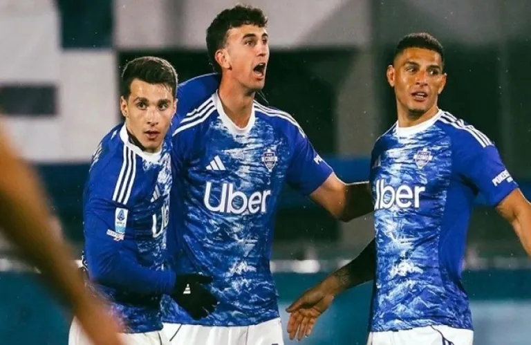 Κόμο και Δουβίκας... τέζαραν τη Ρόμα και φουλάρουν για Champions League!