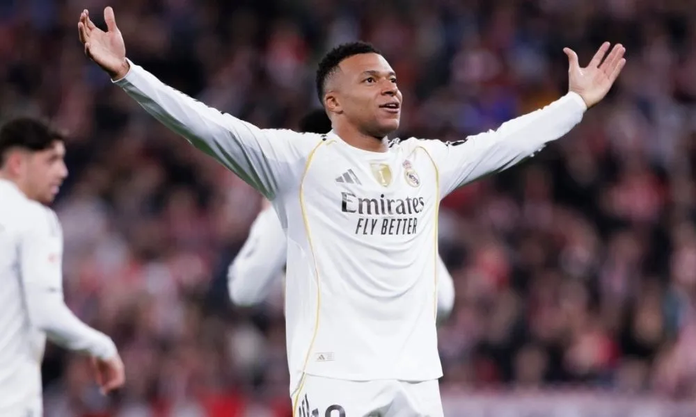 Με Εμπαπέ και Μπέλινγκχαμ η αποστολή της Ρεάλ για τη ρεβάνς στο «Etihad»