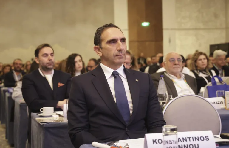 ΥΠΕΣ: Σε τέσσερις άξονες οι παρεμβάσεις για προσιτή στέγη