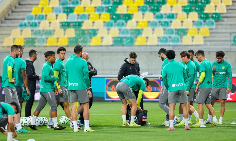 ΦΩΤΟ: Υπό προεδρικό βλέμμα ολοκλήρωσε η ΑΕΚ την προετοιμασία της για τον ιστορικό αγώνα