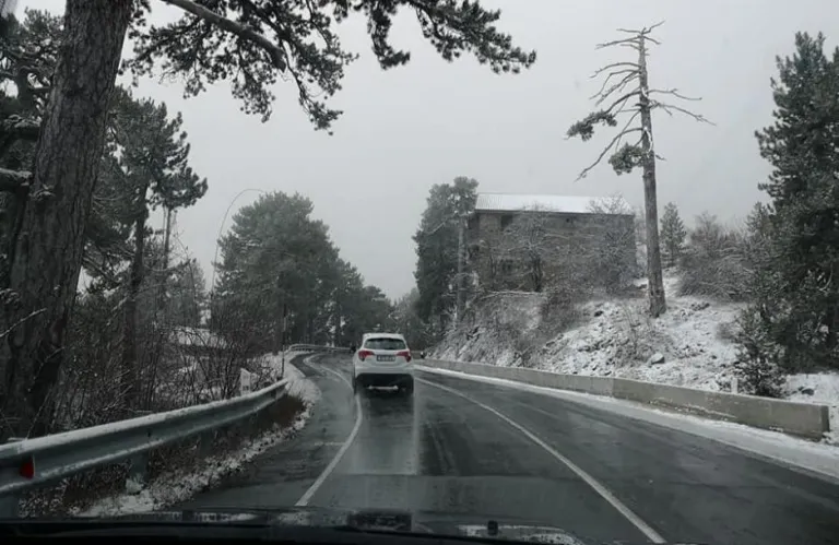 Traffic Problems in Agro Due to Hail - Roads Closed