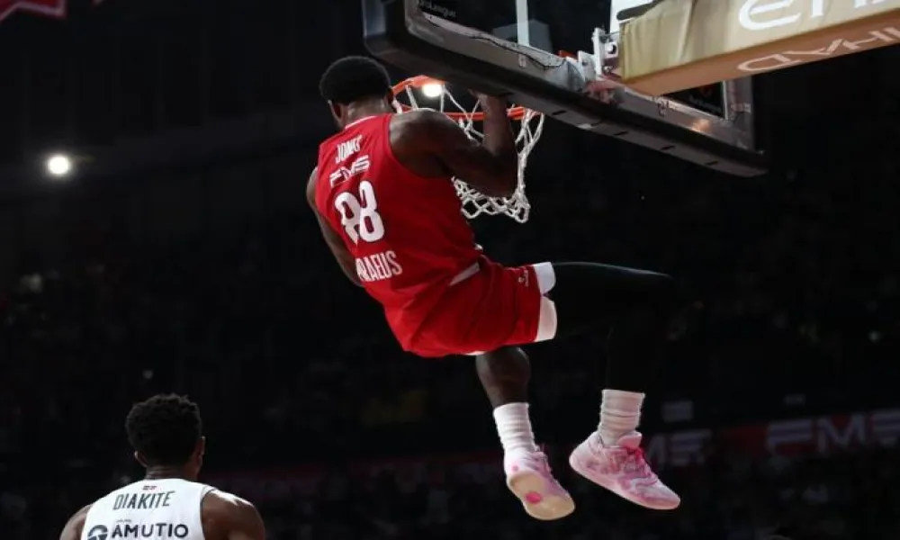 Κέρδισε Μπασκόνια και… πλεονέκτημα έδρας ο Ολυμπιακός