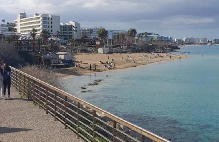 Yianna Marie: Where Delicious Food Meets the Blue of Protaras