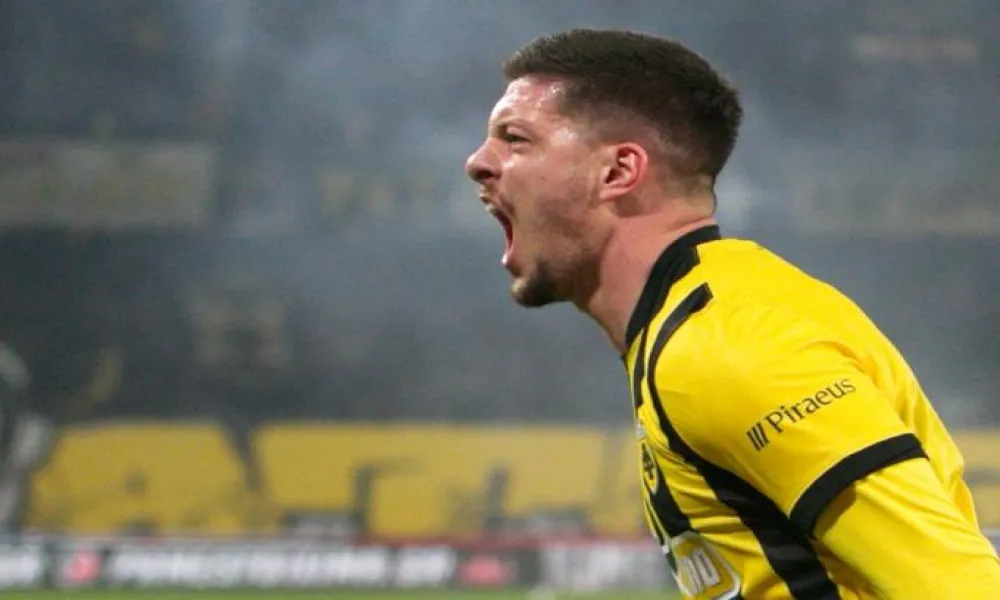 Γιόβιτς: «Μεγάλος σύλλογος η ΑΕΚ, που έχει τους πιο παθιασμένους οπαδούς μπροστά στους οποίους έχω παίξει»!