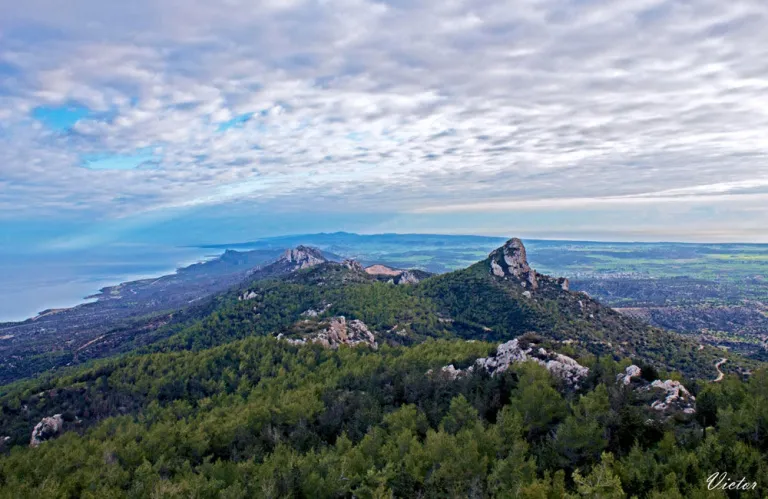 Δεν μπορεί να πει, λέει