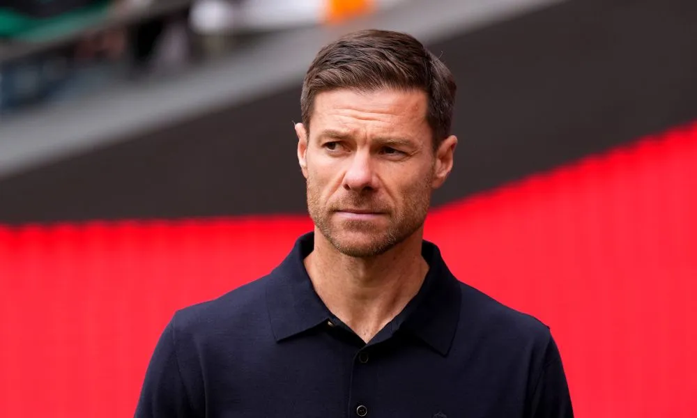 «Εφόσον η Λίβερπουλ κάνει πρόταση, ο Τσάμπι Αλόνσο θα την αποδεχτεί»