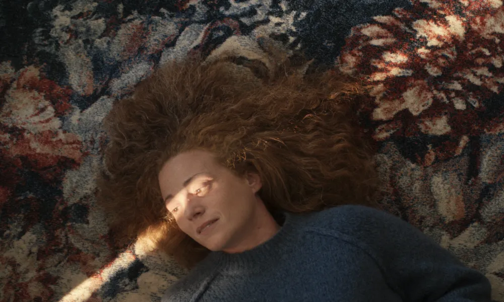 Η «Σμαράγδα» του Αιμίλιου Αβραάμ στους Κυπριακούς κινηματογράφους - Από τις 2 Απριλίου