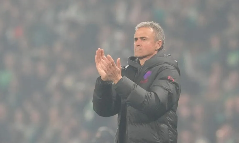 Ξεκίνησε συζητήσεις για την ανανέωση συμβολαίου του Λουίς Ενρίκε η Παρί