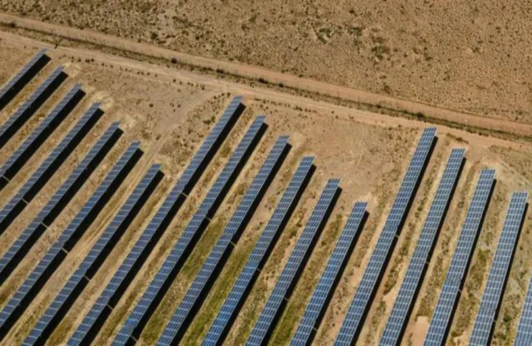 Parliament Approves Law Protecting Fertile Agricultural Land from Commercial Renewable Energy Installations