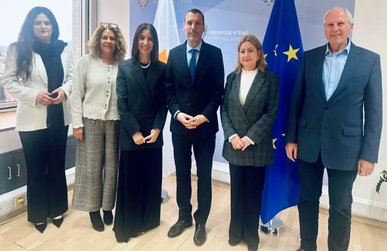 Στήριξη και αναβάθμιση της ΜΕΝΝ στο επίκεντρο συνάντησης του Συνδέσμου «Μωρά Θαύματα» με τον Υπουργό Υγείας