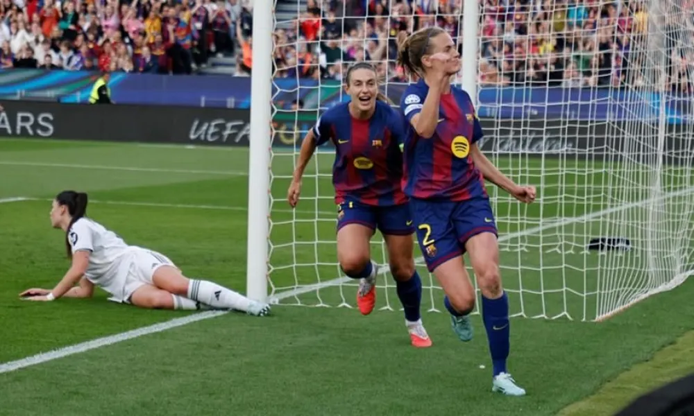 Οι γυναίκες της Μπαρτσελόνα σμπαράλιασαν ξανά με 6άρα τη Ρεάλ και πέρασαν στα ημιτελικά!