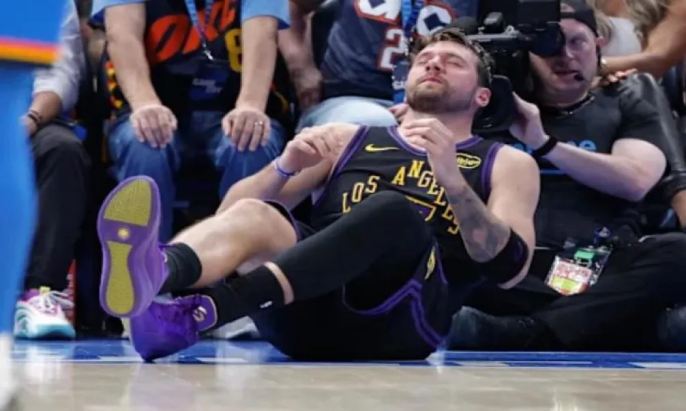 «Συναγερμός» στους Λέικερς: Τραυματίστηκε ο Ντόντσιτς, υποβάλλεται σε μαγνητική