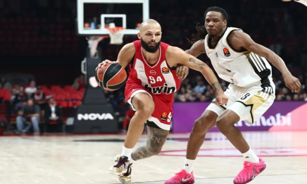 Για το «διπλό» κορυφής ο Ολυμπιακός στην Λυών