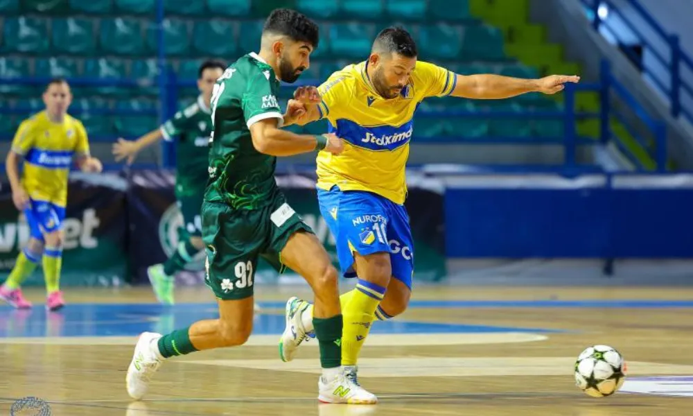 Μεγάλη εκτός έδρας νίκη του ΑΠΟΕΛ επί της Ομόνοιας και προβάδισμα πρόκρισης