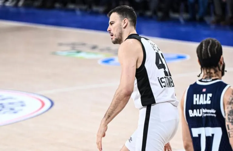 Όλο και πιο κοντά στην Ευρωλίγκα η Μπεσίκτας: Καθάρισε την Μπαχτσεσεχίρ και πέρασε στους τελικούς του Eurocup!