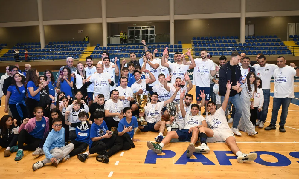 Τα πήρε όλα και έφυγε ο Παφιακός!