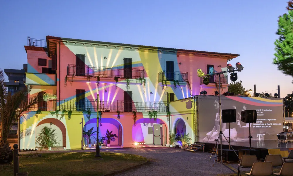 Ιταλία: Εκθέσεις και δράσεις θα φιλοξενεί η βίλα του Μουσολίνι - Δήμος την αγόρασε για να μην καταλήξει σε «νοσταλγούς του φασισμού»