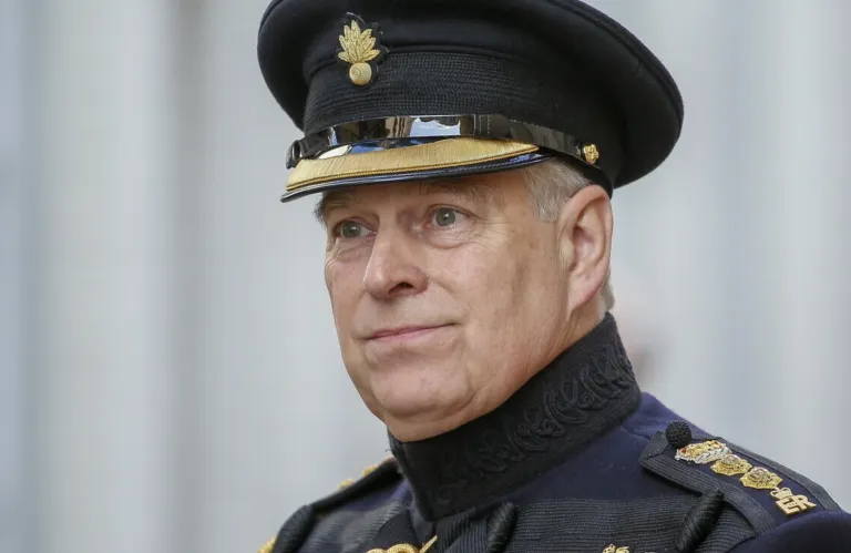 Άντριου: Γιατί η μετακόμισή του έχει προκαλέσει αντιδράσεις στη Βρετανία