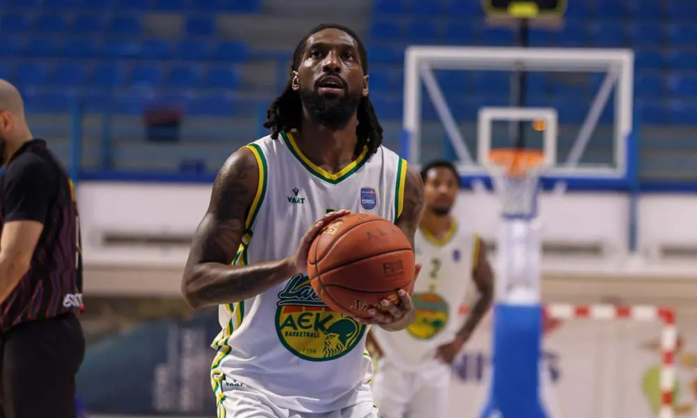 Διπλό για την Πετρολίνα ΑΕΚ επί του ΑΠΟΕΛ και οριστικοποίηση της πρωτιάς