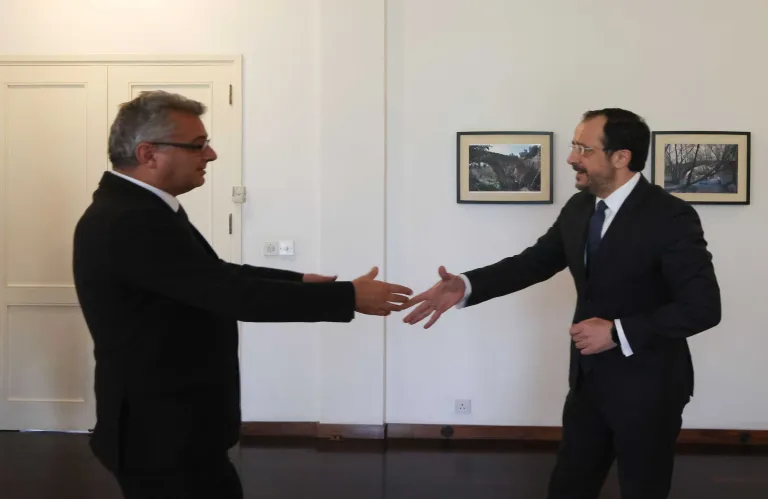 Σε θετικό κλίμα η συνάντηση Χριστοδουλίδη - Έρχιουρμάν: Συμφώνησαν σε νέα συνάντηση μέχρι το τέλος Απριλίου