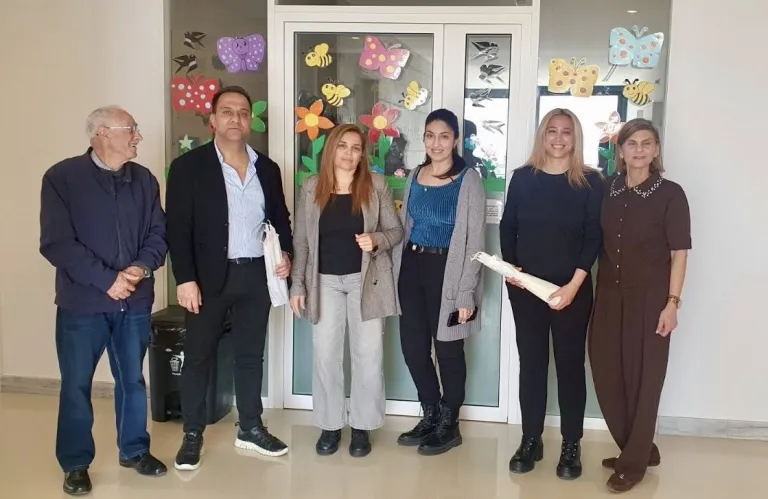 Δ.Πάφου :Επισκέψεις σε ευαγή ιδρύματα