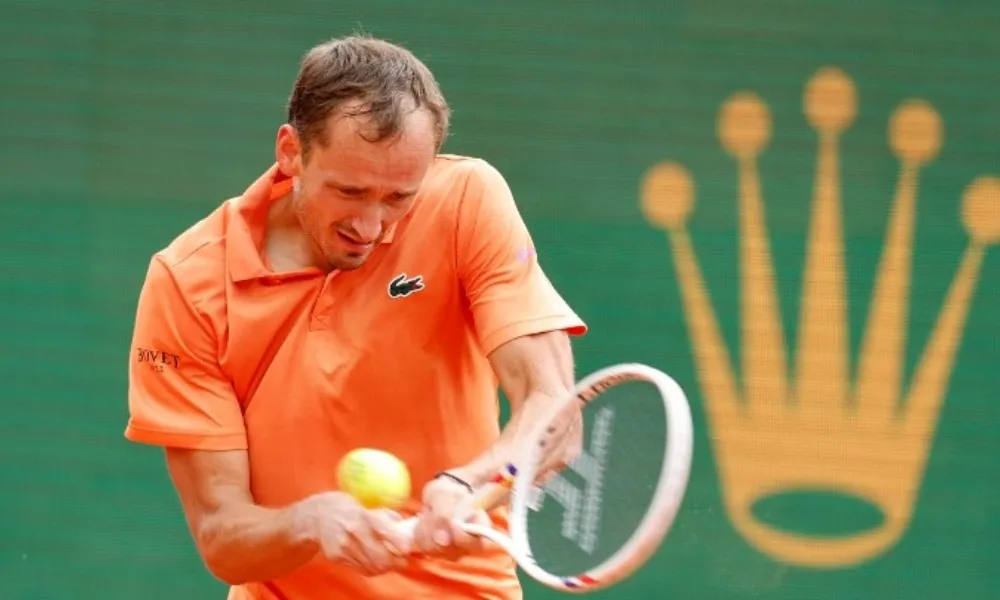 Masters Μόντε Κάρλο: Πρωτοφανής διασυρμός για Μεντβέντεφ