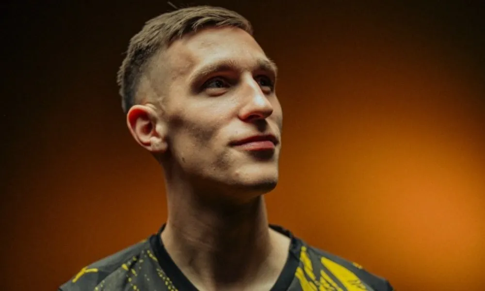 «Κάτοικος» Βεστφαλίας ο Σλότερμπεκ έως το 2031