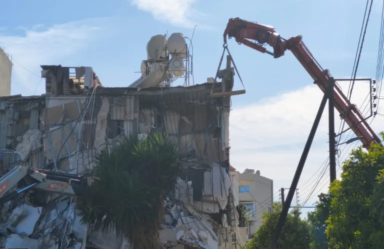 Σε πλατφόρμα όλες οι επικίνδυνες οικοδομές - Ψάχνουν λύσεις και βάζουν πίεση στους ιδιοκτήτες