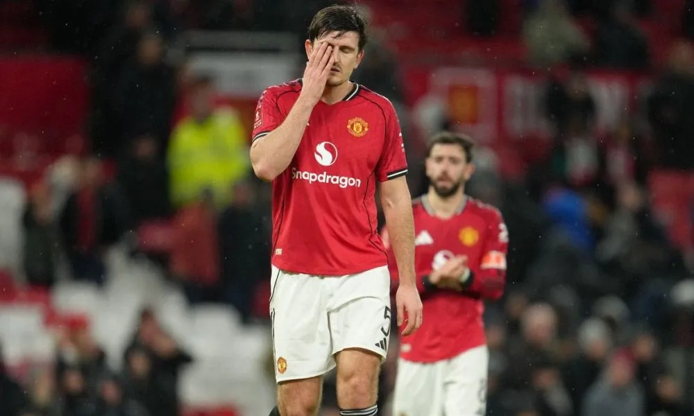 «Καμπάνα» στον Μαγκουάιρ για εξύβριση διαιτητή