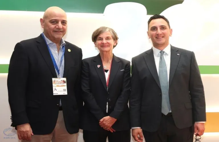 Επαφές Χάρη Λοϊζίδη με Ευρωπαίο Επίτροπο και Αντιπρόεδρο UEFA στο περιθώριο του EU Sport Forum 2026