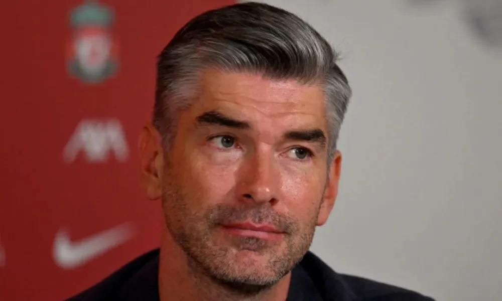 Με Χιουζ η αναδιαμόρφωση του ρόστερ της Λίβερπουλ το καλοκαίρι