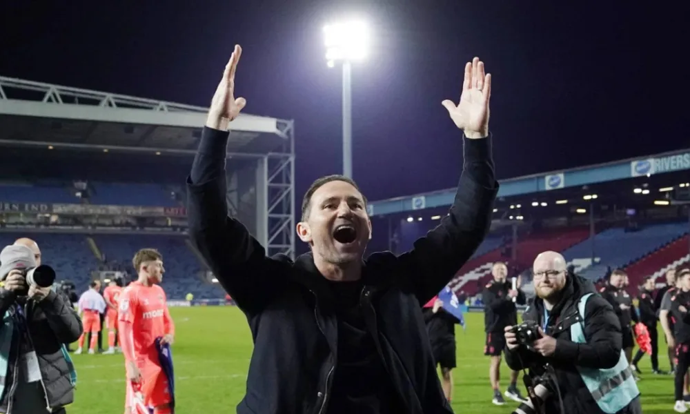 Η Κόβεντρι του Λάμπαρντ επέστρεψε στην Premier League μετά από 25 χρόνια!