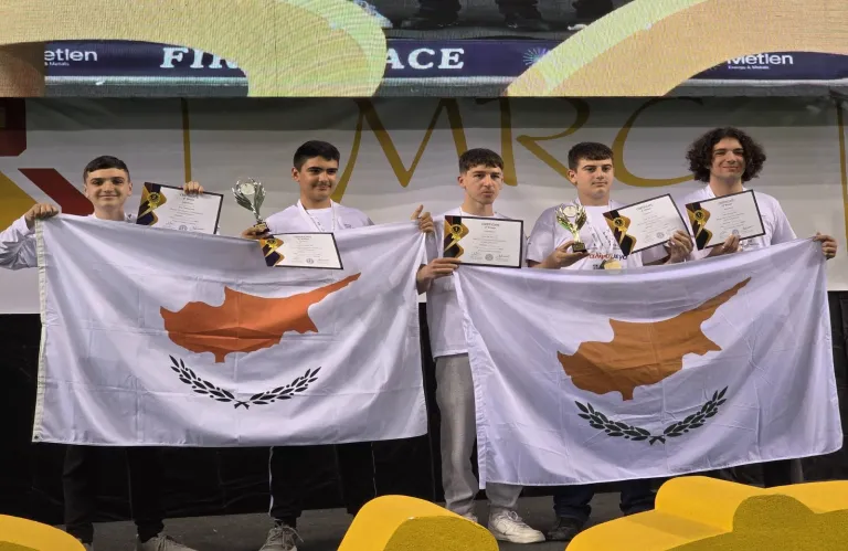 Μεγάλες διακρίσεις μαθητών από την Πάφο στην Παγκόσμια Ολυμπιάδα Ρομποτικής MRC 2026