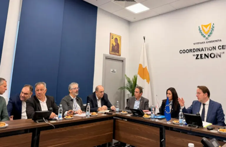 Διαψεύδοντας μέρα με τη μέρα τον Επίτροπο Βάρχελι - Η Κύπρος στον βούρκο του αφθώδους πυρετού