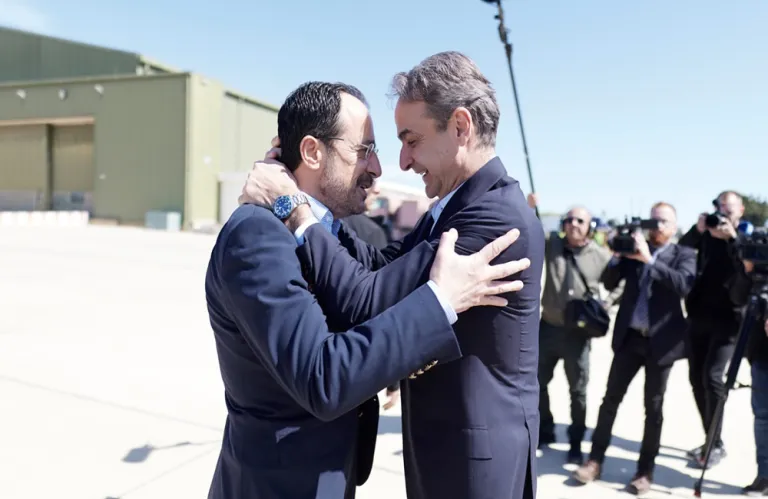 Μπράβο Πρόεδρε, έκαμες τα σιόνιν τζαι γυαλλίν!