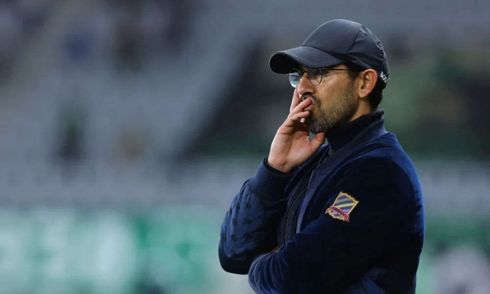 Αναπόφευκτα... τα «δίπλωσε»