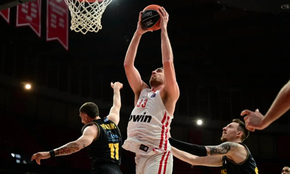 Καθάρισε τον Άρη στο δεύτερο ημίχρονο και παραμένει… ατσαλάκωτος στο πρωτάθλημα ο Ολυμπιακός!