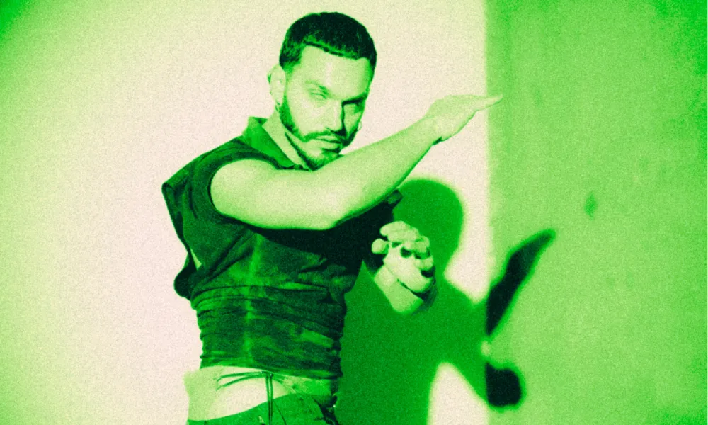 Πάνος Μαλακτός: Πρεμιέρα για το “BRIGHTEST HEROINE” λίγο πριν την παρουσία του στο Aerowaves #Twenty26