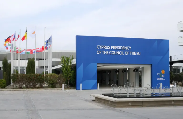 Ρήτρα 42.7, ενέργεια και προϋπολογισμός ΕΕ στο πρώτο Ευρωπαϊκό Συμβούλιο στην Κύπρο μετά την ένταξή της