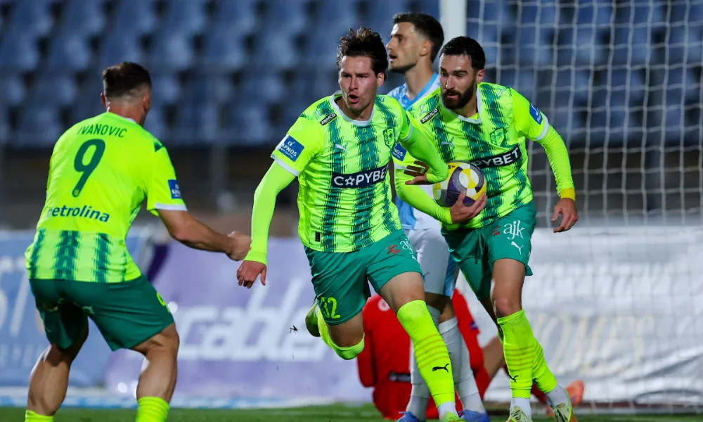 Η φαρέτρα που μεγαλώνει και η «Αρένα»