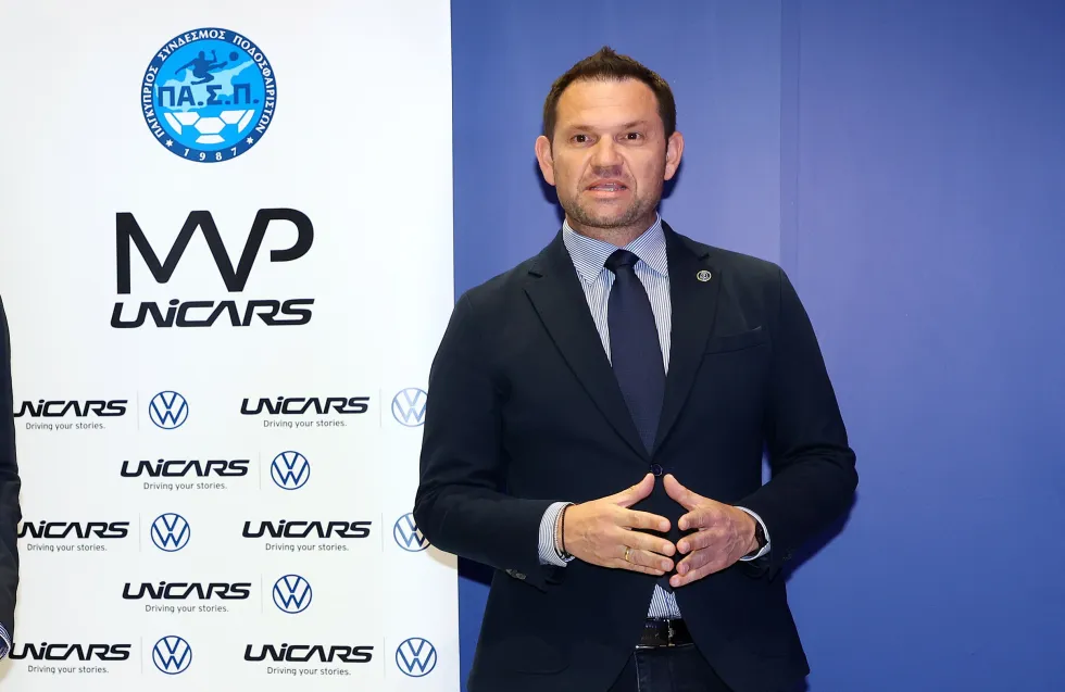 H KOΠ χαρακτηρίζει ατυχείς τις δηλώσεις Νεοφυτίδη περί κριτηρίων