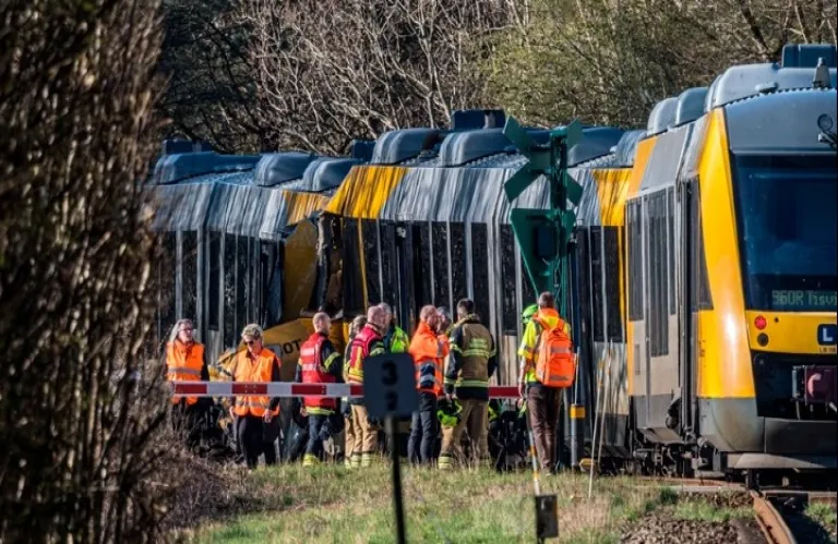 Δανία: Δεκαεπτά τραυματίες από μετωπική σύγκρουση δύο τρένων μεταξύ Χίλεροντ και Κάγκερουπ