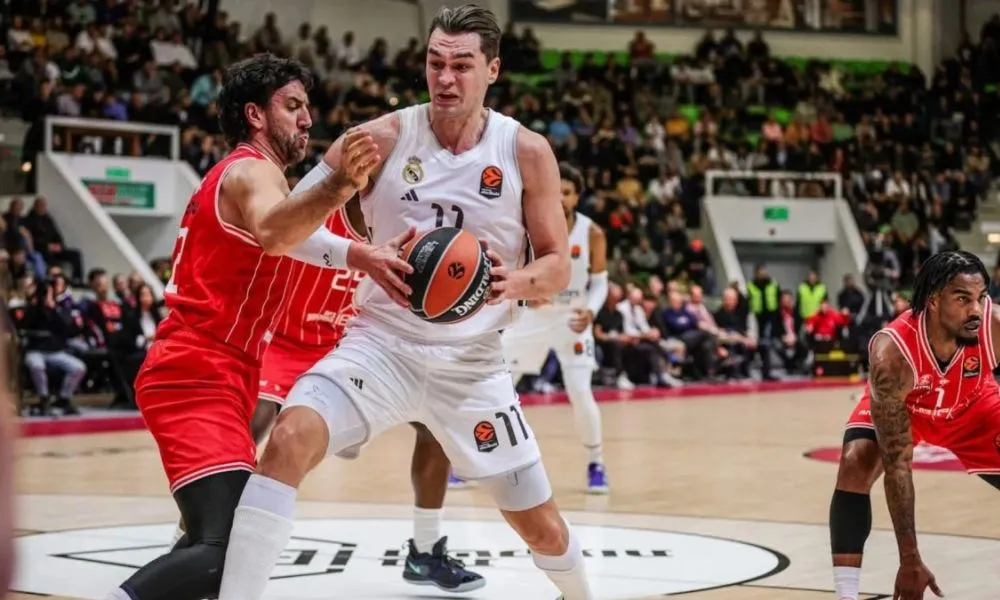 Οριστικά με κόσμο αλλά και με περιορισμούς το Ρεάλ - Χάποελ