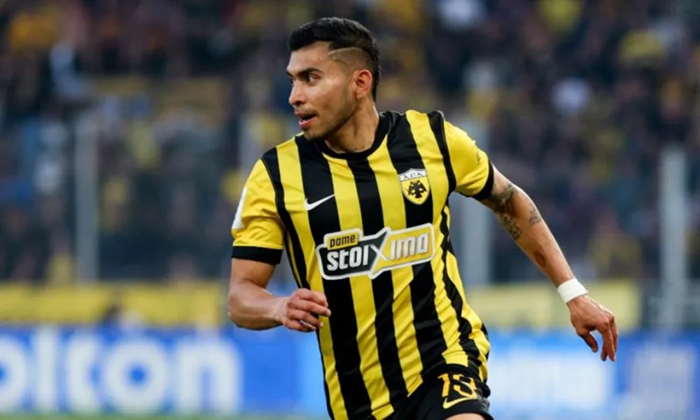 Η UEFA αποθέωσε τον Πινέδα: «Η μπάλα κολλάει πάνω του»