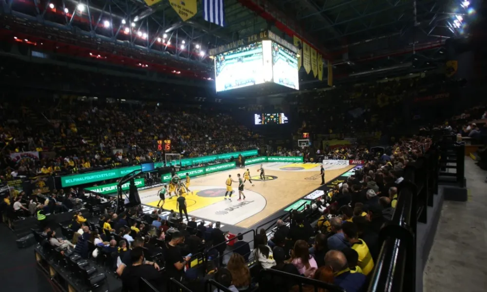 Γεμάτη εκπλήξεις και δώρα η μερα στη Sunel Arena για το ΑΕΚ-Ολυμπιακός