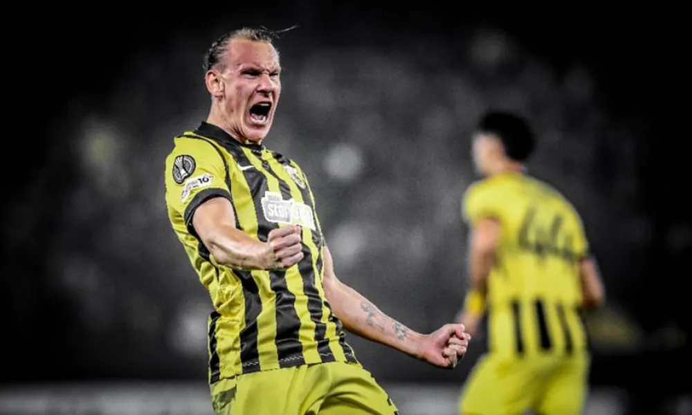 Συνεχίζουν μαζί και τη νέα σεζόν ΑΕΚ και Βίντα