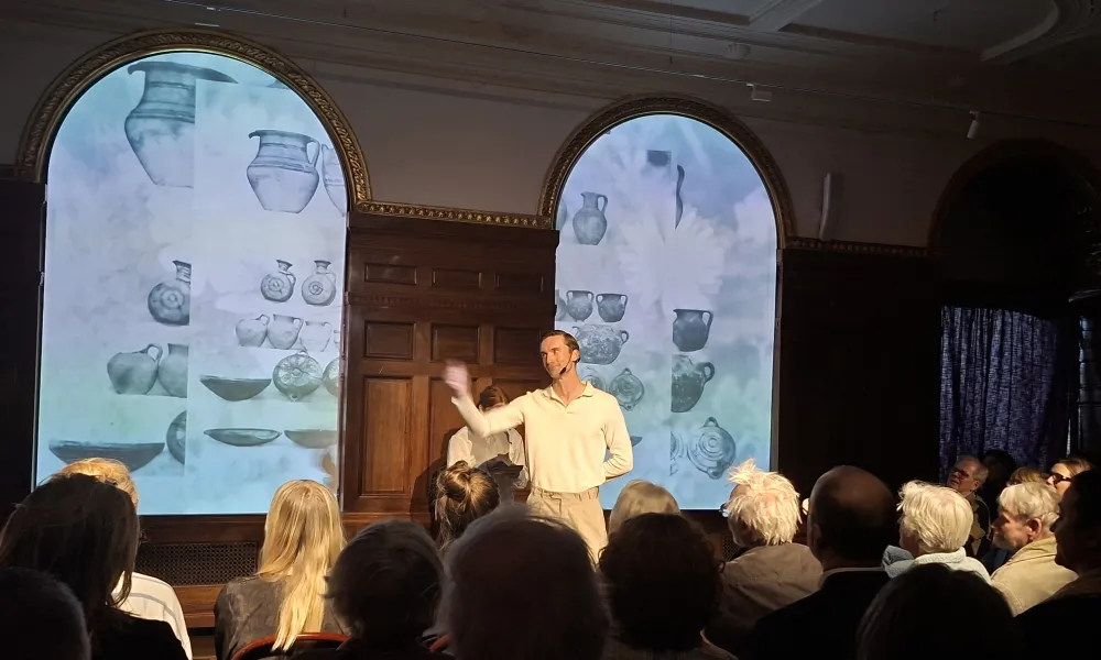 Η παραγωγή «Encounters» / «Συναντήσεις» παρουσιάστηκε στο μουσείο Medelhavsmuseet στη Στοκχόλμη