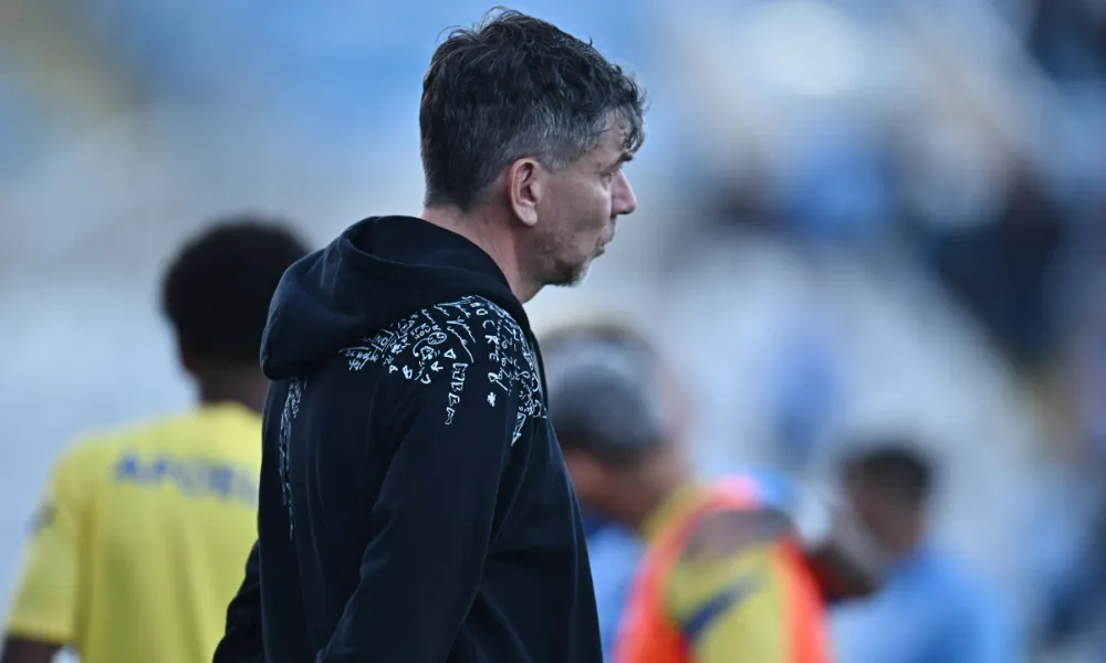 Με τέτοια άμυνα, δεν ελπίζεις…