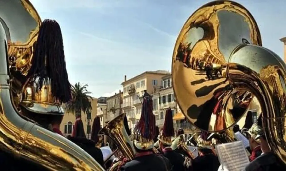 Ψάχνουν τα «όργανα»