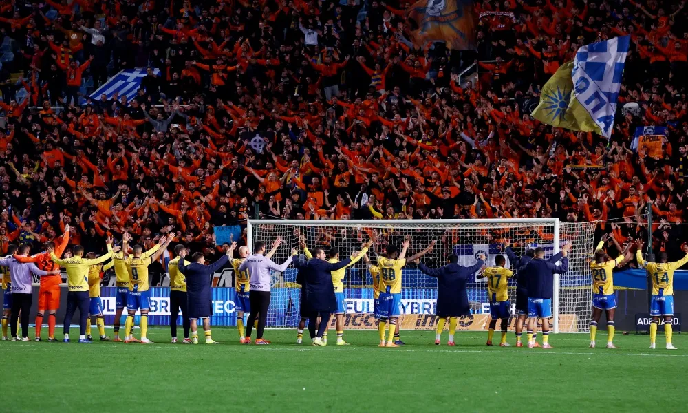 1-0 αυτοί, 2-0 ο κόσμος